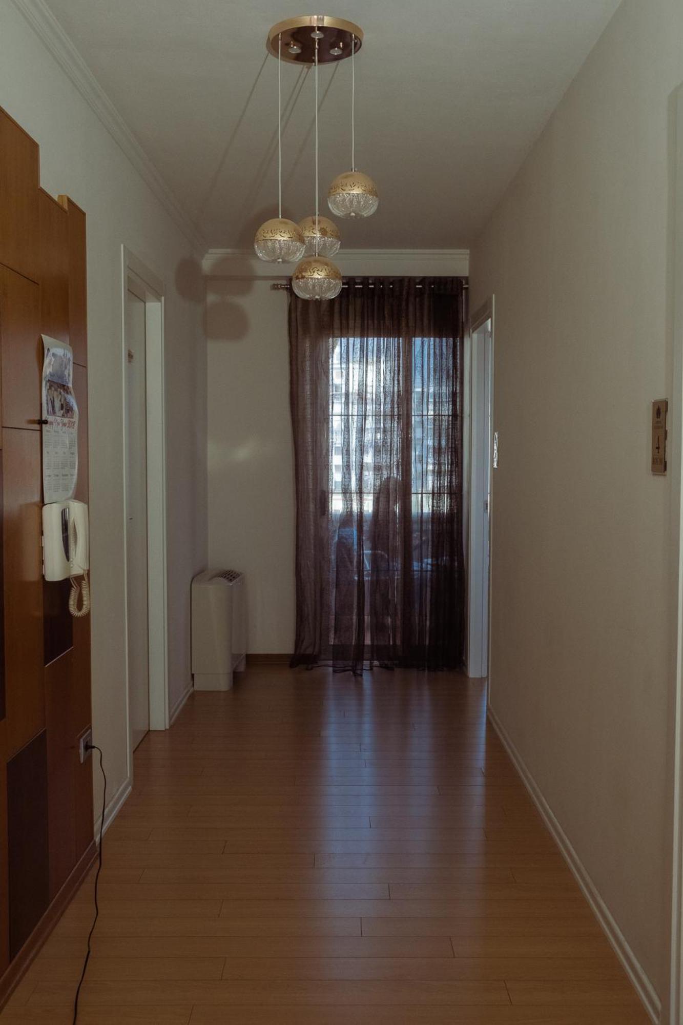 Albjona Guesthouse Tiranë Ngoại thất bức ảnh