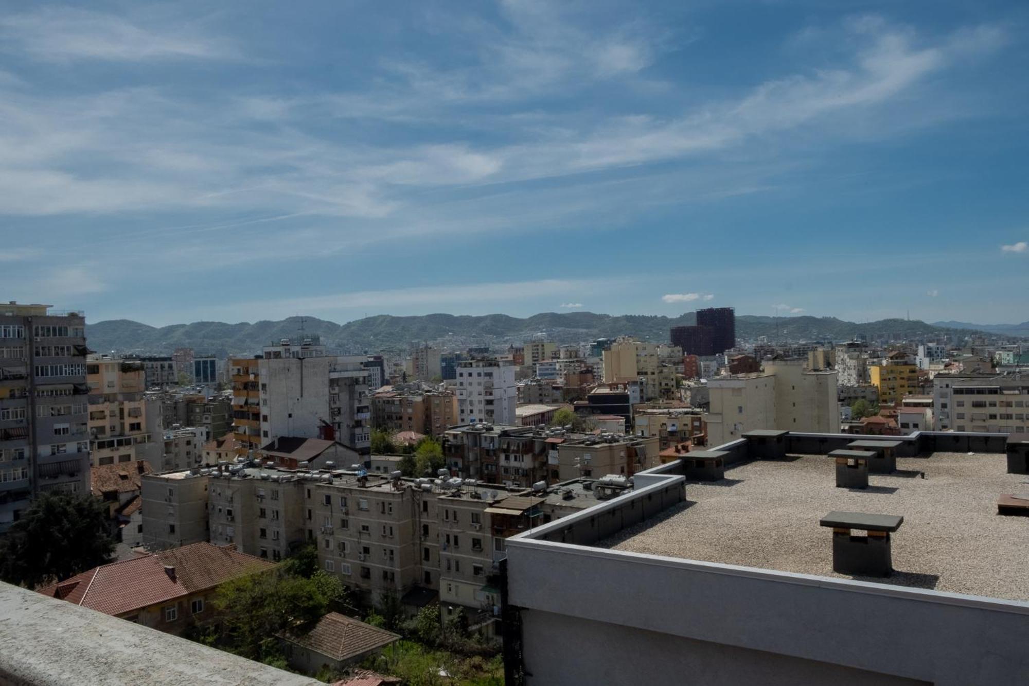 Albjona Guesthouse Tiranë Ngoại thất bức ảnh